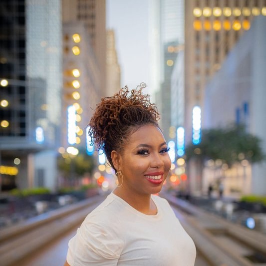 Cici Anderson, Healthy Hair Specialist and Colorist at Bellevana Salon Suites